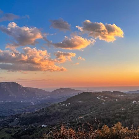 Agriturismo Ai Monaci Montano Antilia المظهر الخارجي الصورة